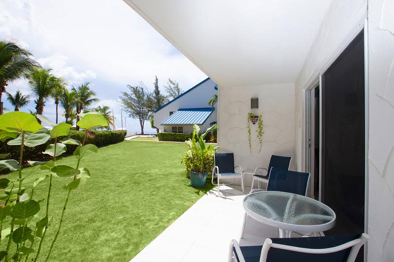 Villas Of The Galleon George Town Exterior foto